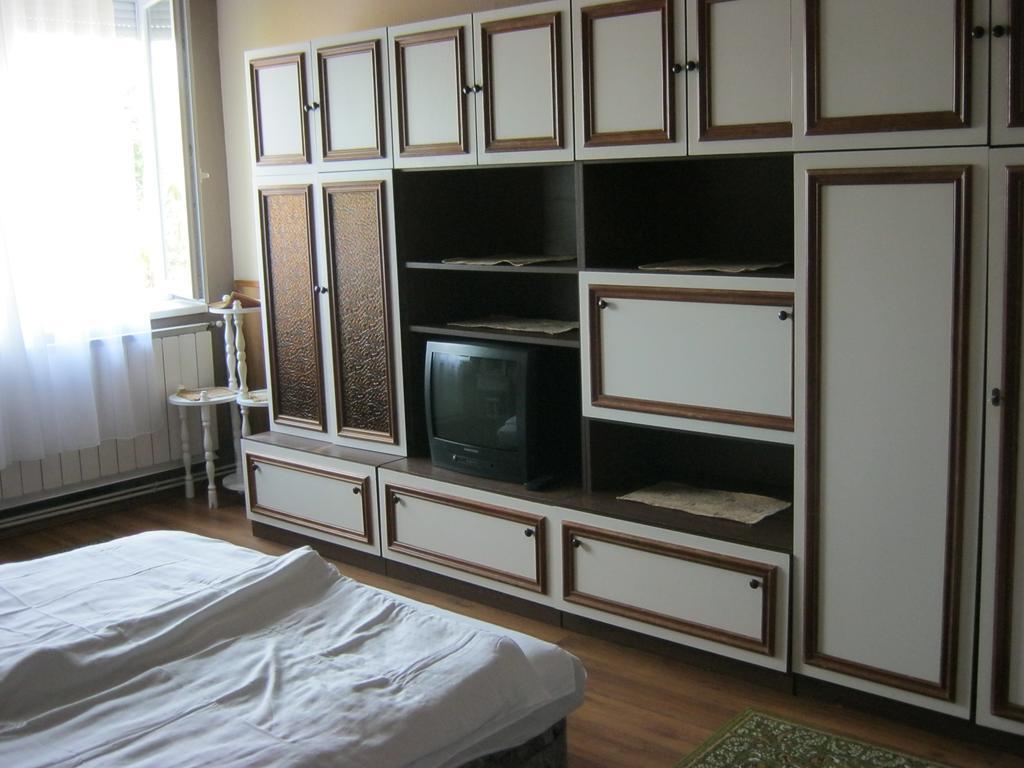 Kitti Apartman Balatonboglar Room photo